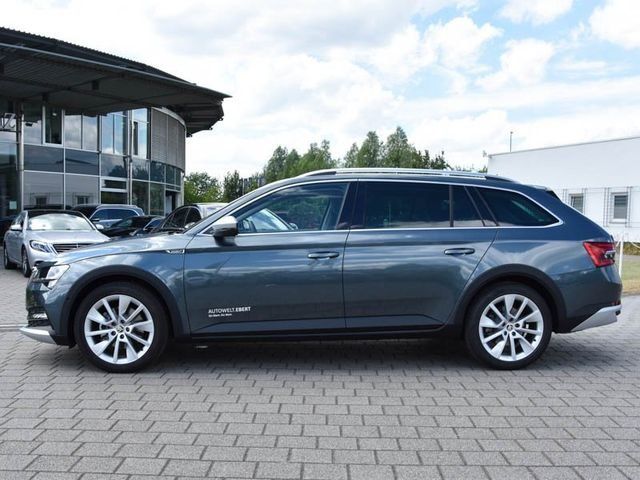 Fahrzeugabbildung SKODA Superb Combi Scout 2,0l TDI 147 kW 4x4 DSG + PDC