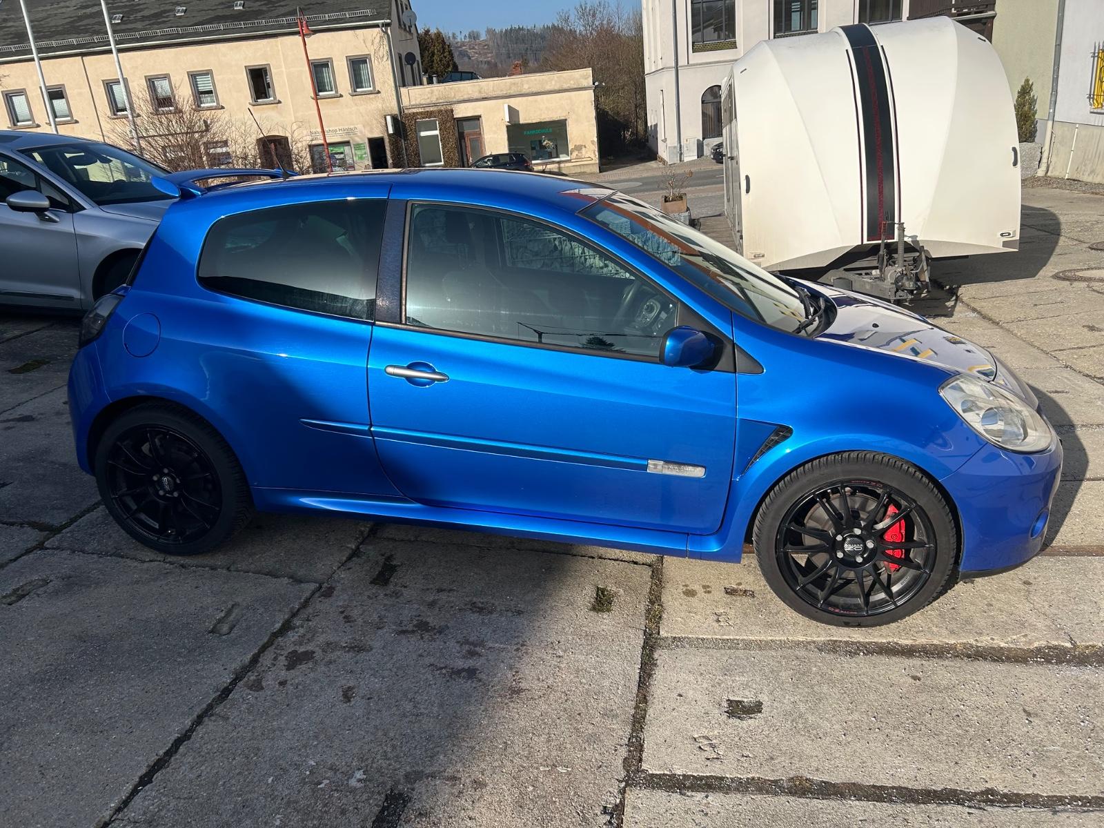 Renault Clio III Renault Sport RS  2,0i