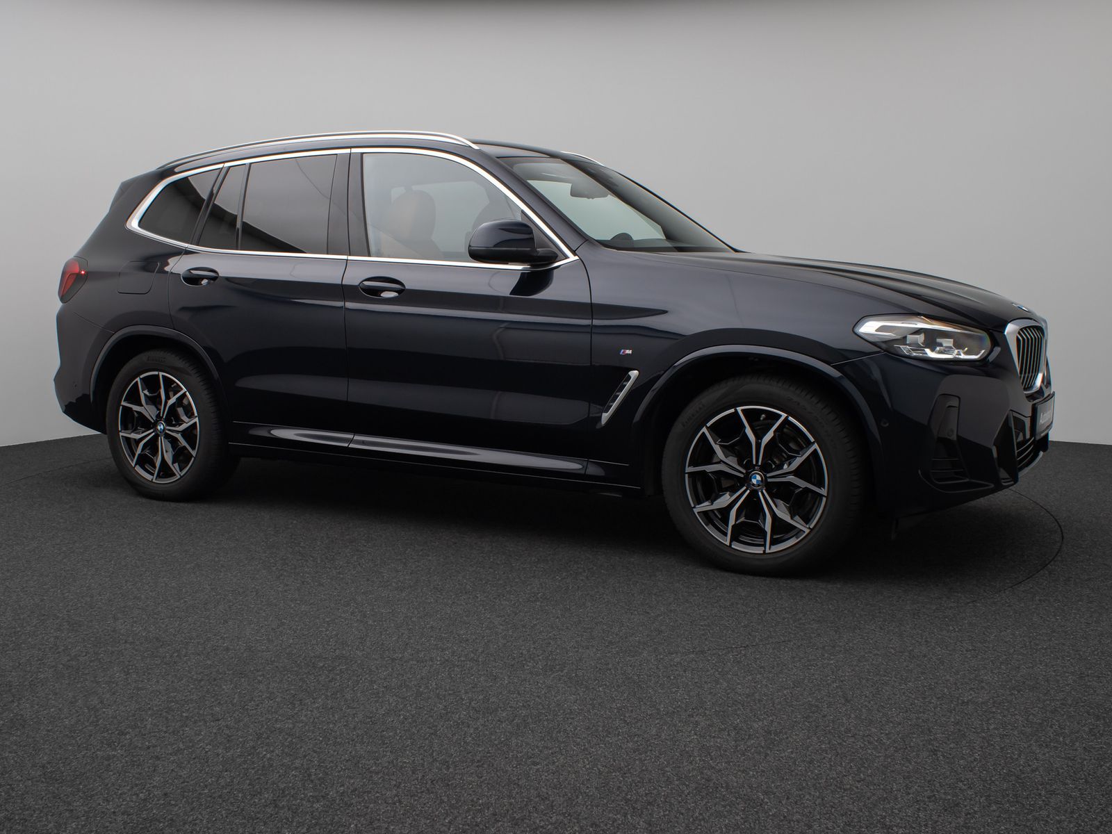 Fahrzeugabbildung BMW X3 xD20d MSport Individual HiFi Kamera DAB Alarm