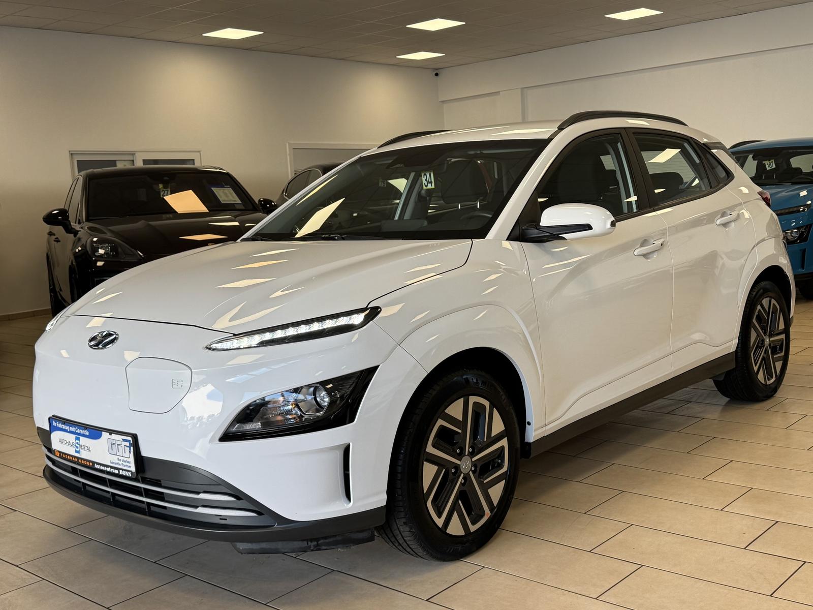 Hyundai KONA Kona Elektro 2WD CarPlay*DAB*Wi-Fi*R-Cam*1H*