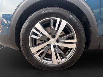 Peugeot 3008 1.6 225 A llure Pack Kam.+KeyLess+LED+Navi