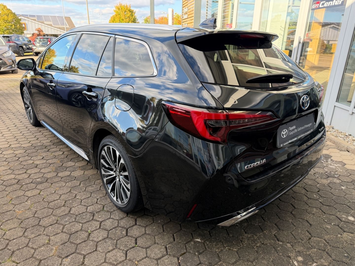 Toyota Corolla Touring Sports 2,0 l Hybrid TS, Team D*T imagem 3