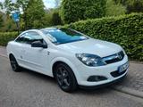 Opel Astra 1.8 ECOTEC Edition "111 Jahre" Edition... - Opel Astra: Cabrio, J