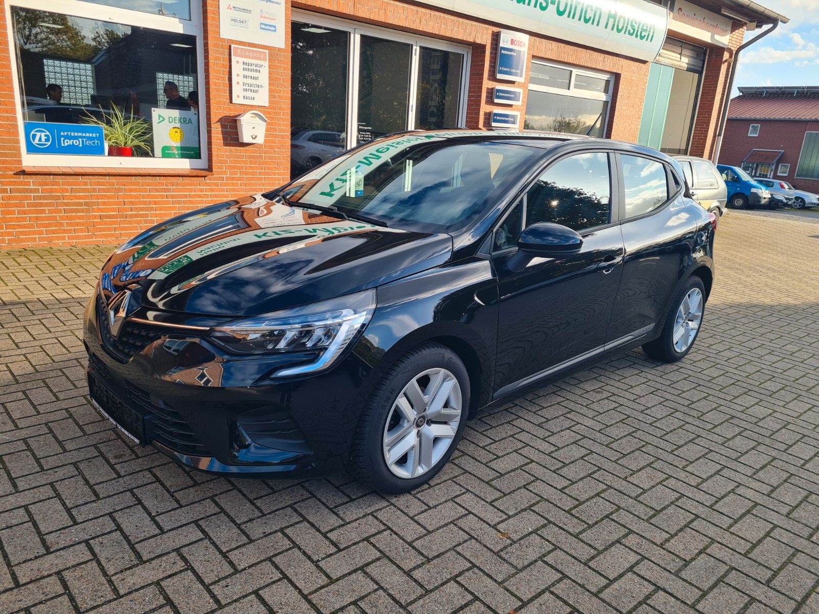 RENAULT Clio