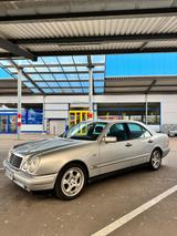 Mercedes-Benz Mercedes e 240 W210  Tausch wäre auch möglich - Mercedes-Benz E-Klasse: W210