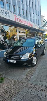 Kia Carnival 2.9 - gebrauchte Kia Carnival aus dem Jahr 2009