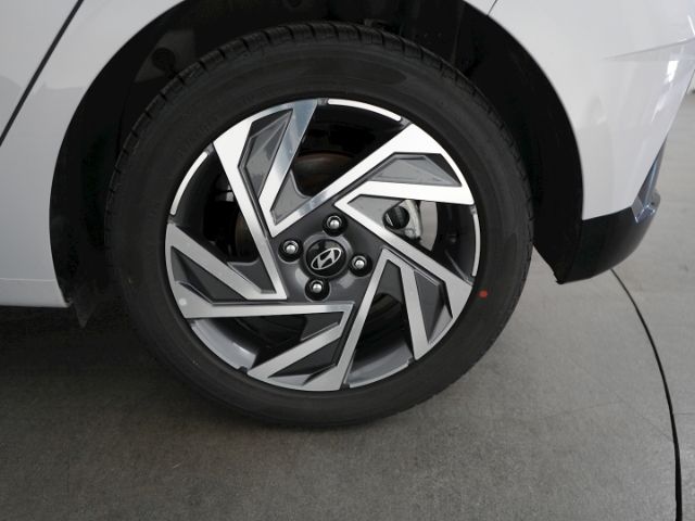 i20 FACELIFT T-GDi TREND DCT+NAVI+RÜCKFAHRKAMERA