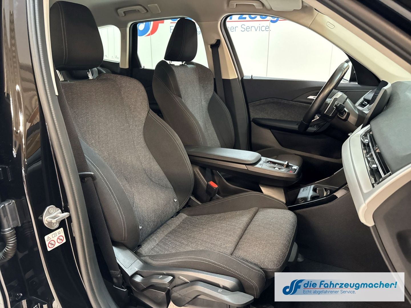 Fahrzeugabbildung BMW X1 20 d xDrive Park-Assistent Navi Digitales Coc