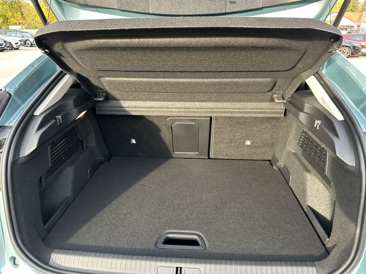 Fahrzeugabbildung Citroën C4 PureTech 130 S&S EAT8 Shine