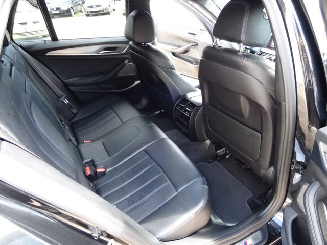 Fahrzeugabbildung BMW 530d xDrive M Sport/Virtual/Kam/Navi/Leder/