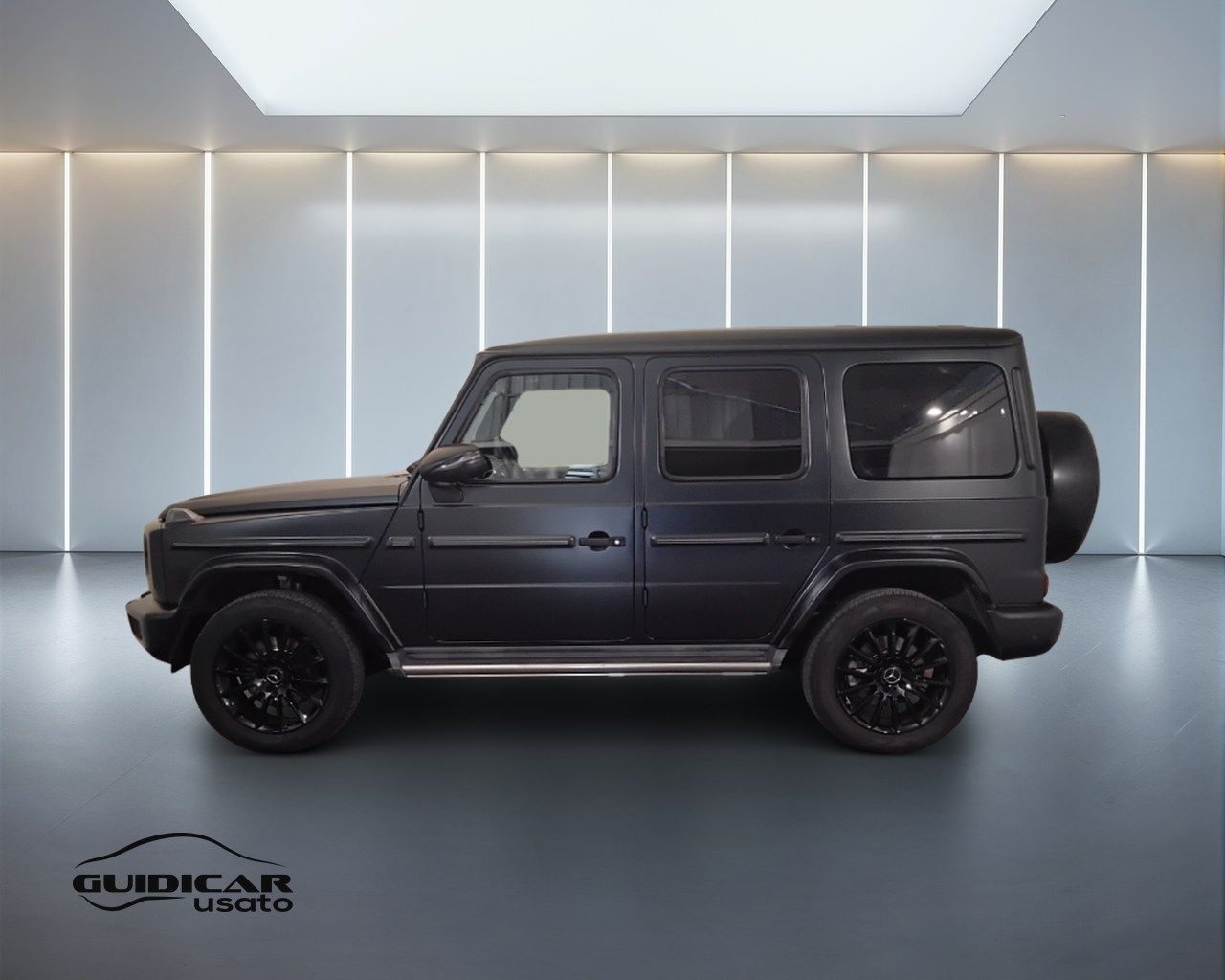 Mercedes-Benz Classe G - W463 2018 - G 400 d AMG imagem 3