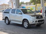 Toyota Hilux 3.0 D-4D 4WD 4p. Doub. Cab SR+ - Toyota Hilux: 3.0