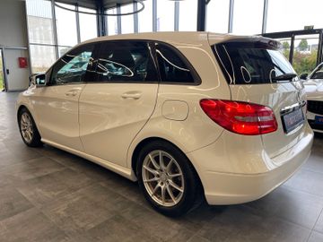 Mercedes-Benz B 180 *Kamera*Klima*Unfallfrei*