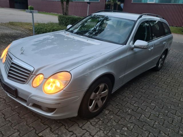 Mercedes-Benz E 220 CDI T-Modell