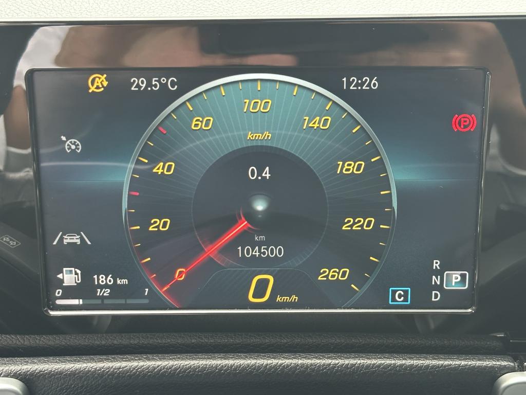 Mercedes-Benz GLB 180