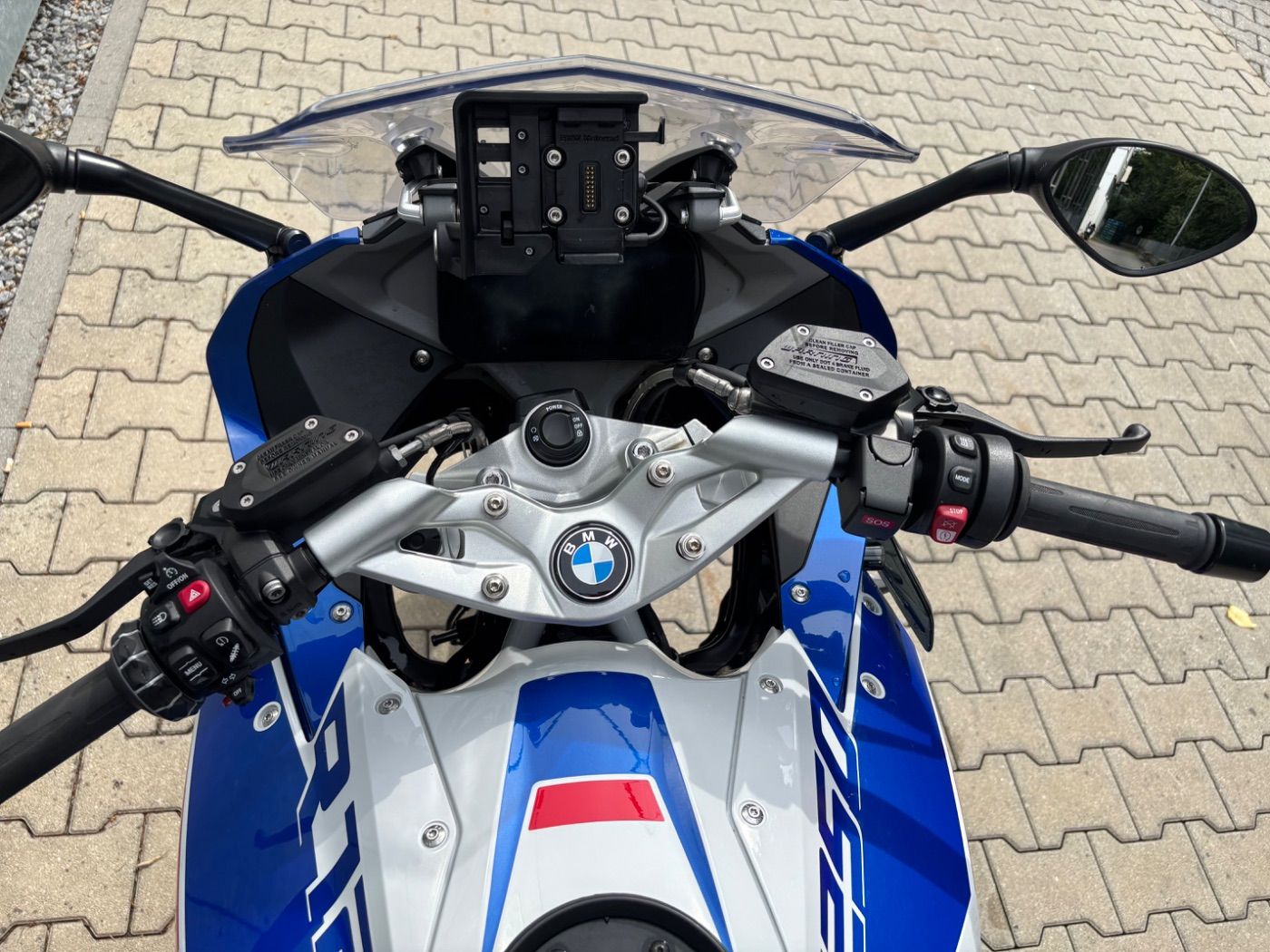 Fahrzeugabbildung BMW R 1250 RS Sport 3 Pakete Akrapovic Seitenkoffer