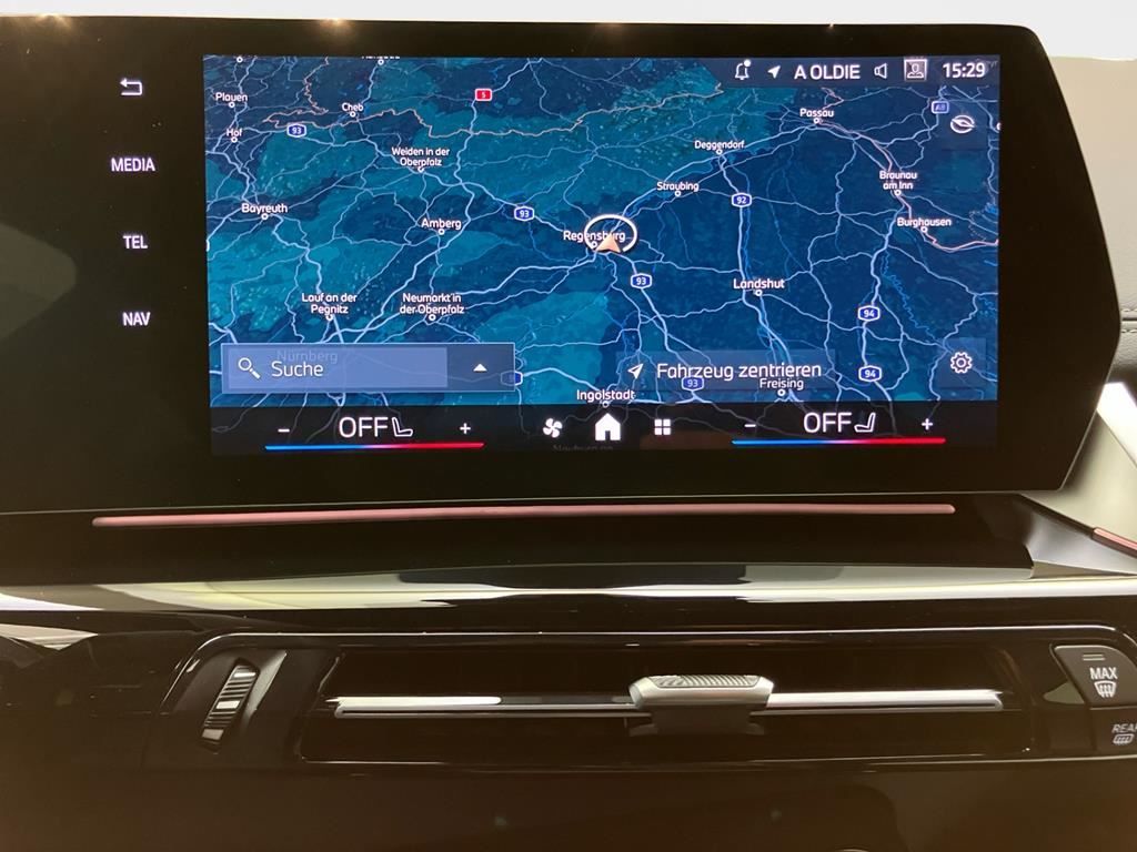 BMW 223 Active Tourer - Bild 18