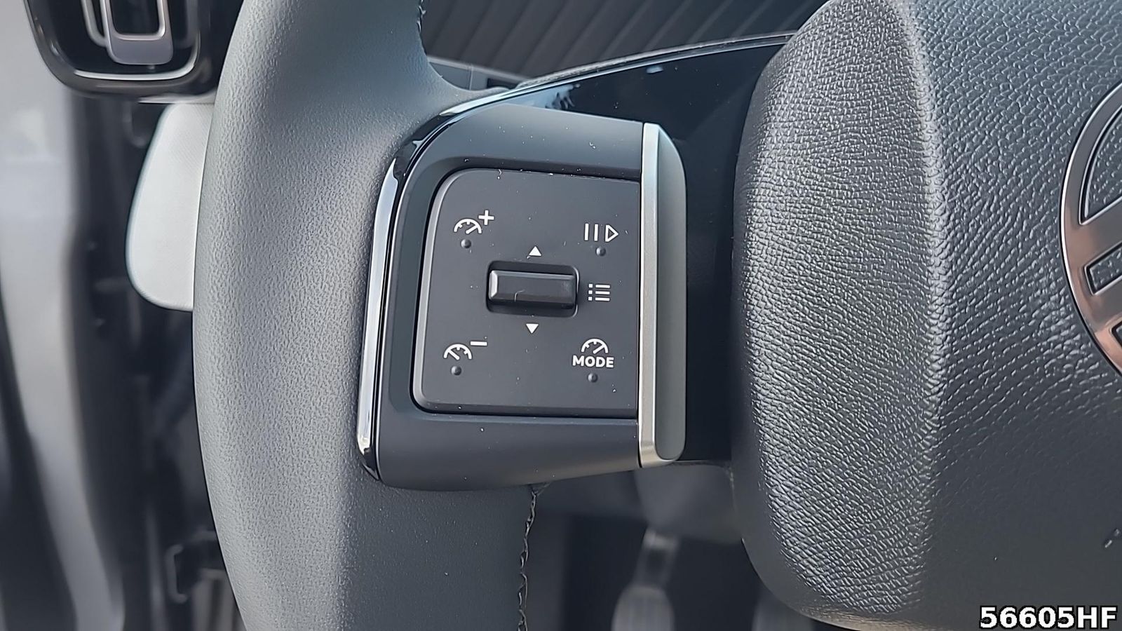 Fahrzeugabbildung Citroën C3 Aircross Plus+Wenige KM+PDC+LED+AWR+ACC+DAB+