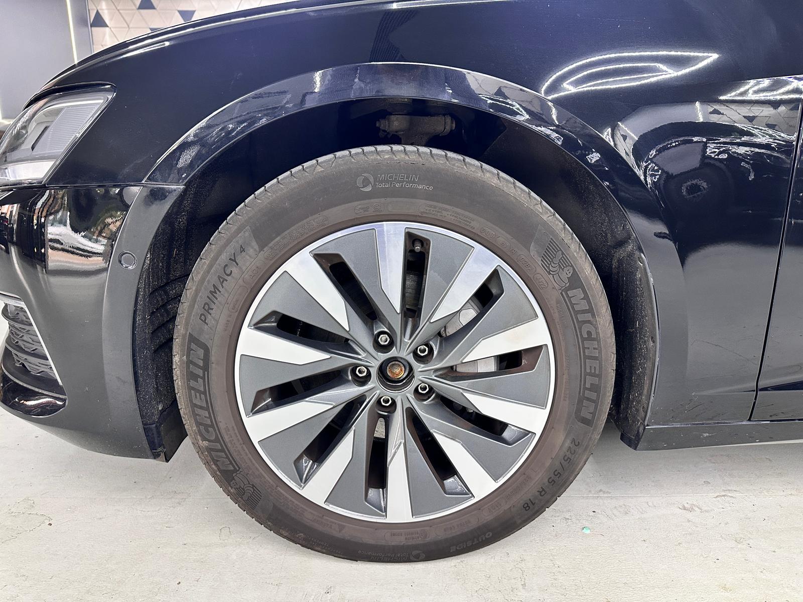 Audi A6 40 TDI design MEMORY/LED/CAM/LEDER/SOUND