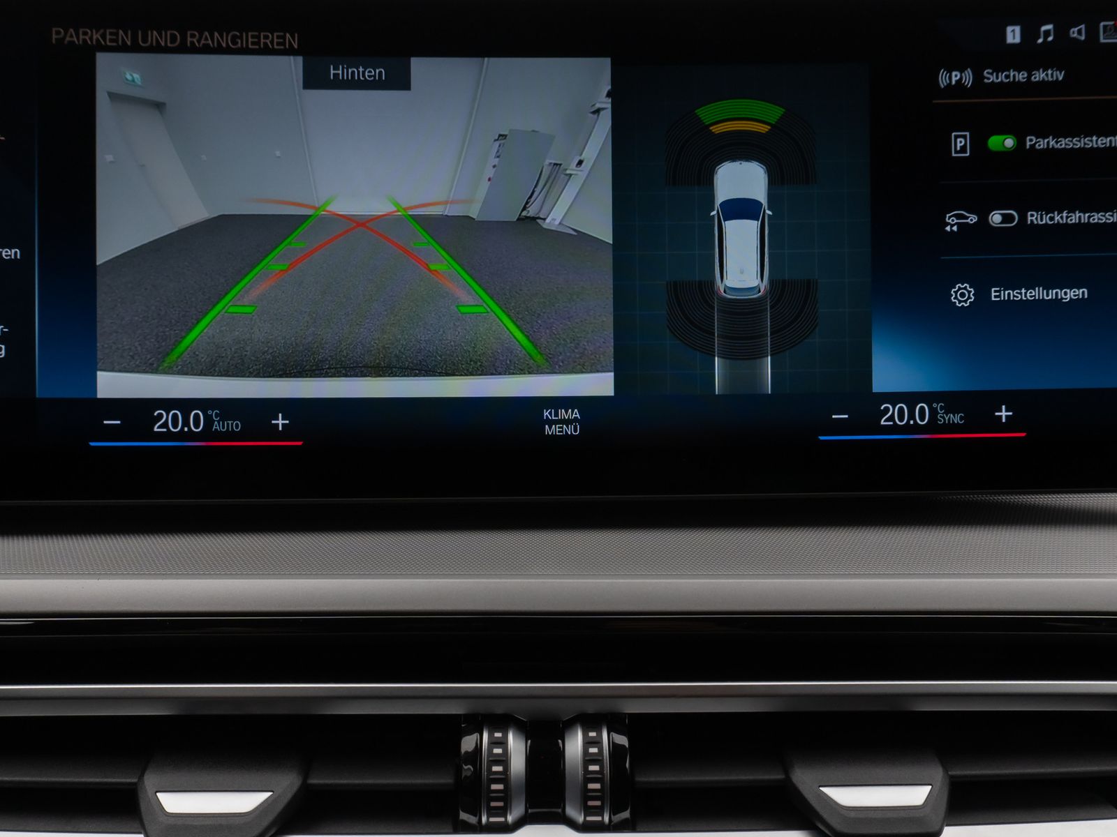 Fahrzeugabbildung BMW 320d Kamera HUD DAB AHK Alarm Sport Leder Ad.LED