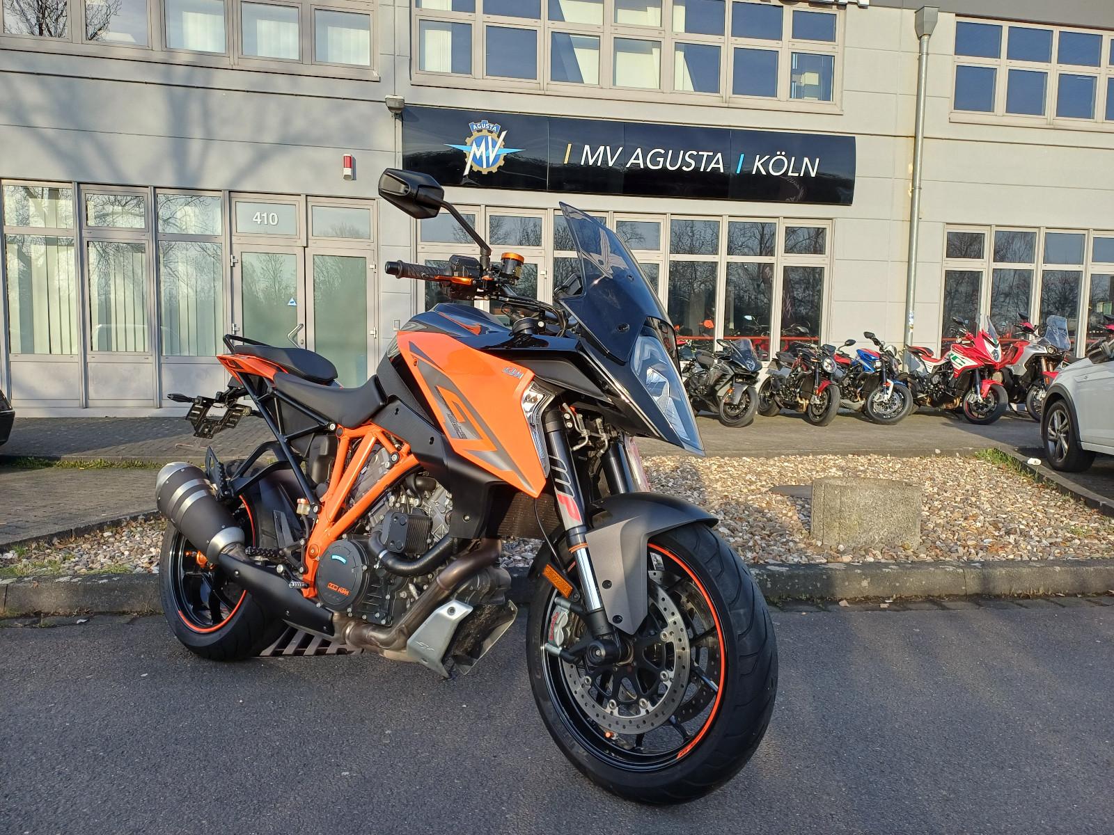 KTM 1290 Super Duke GT