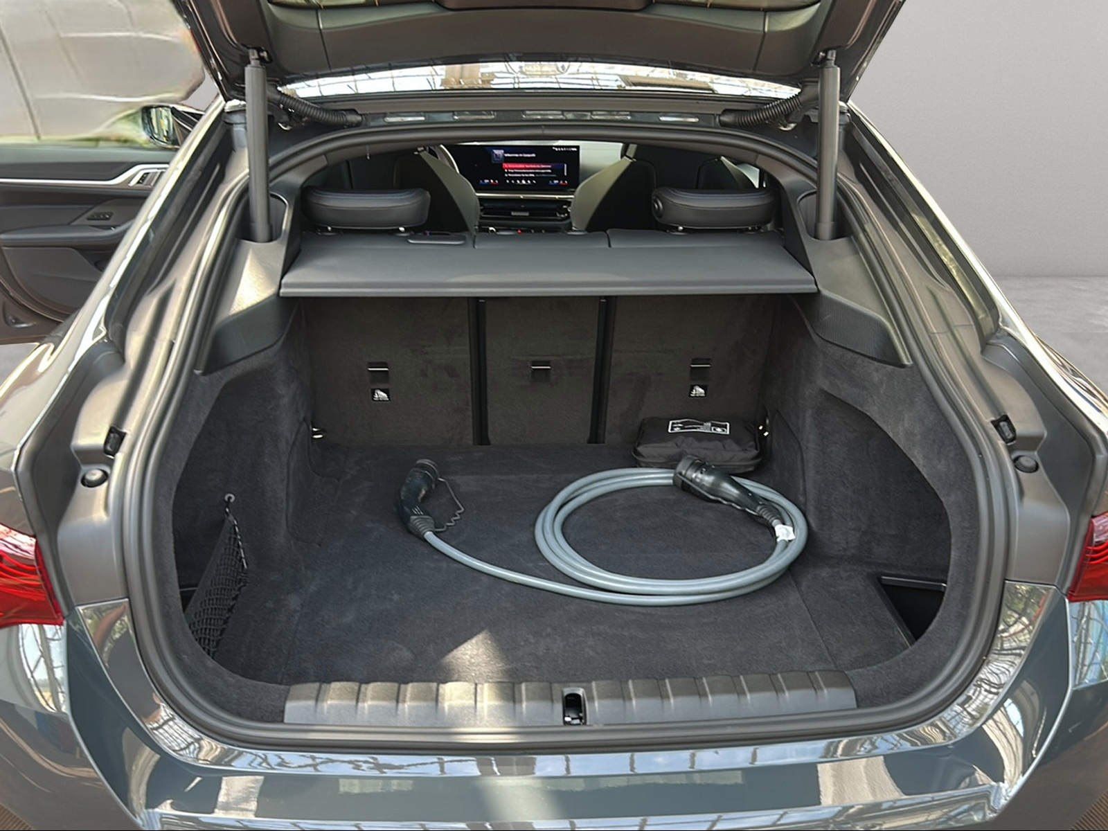 BMW i4 - Bild 19