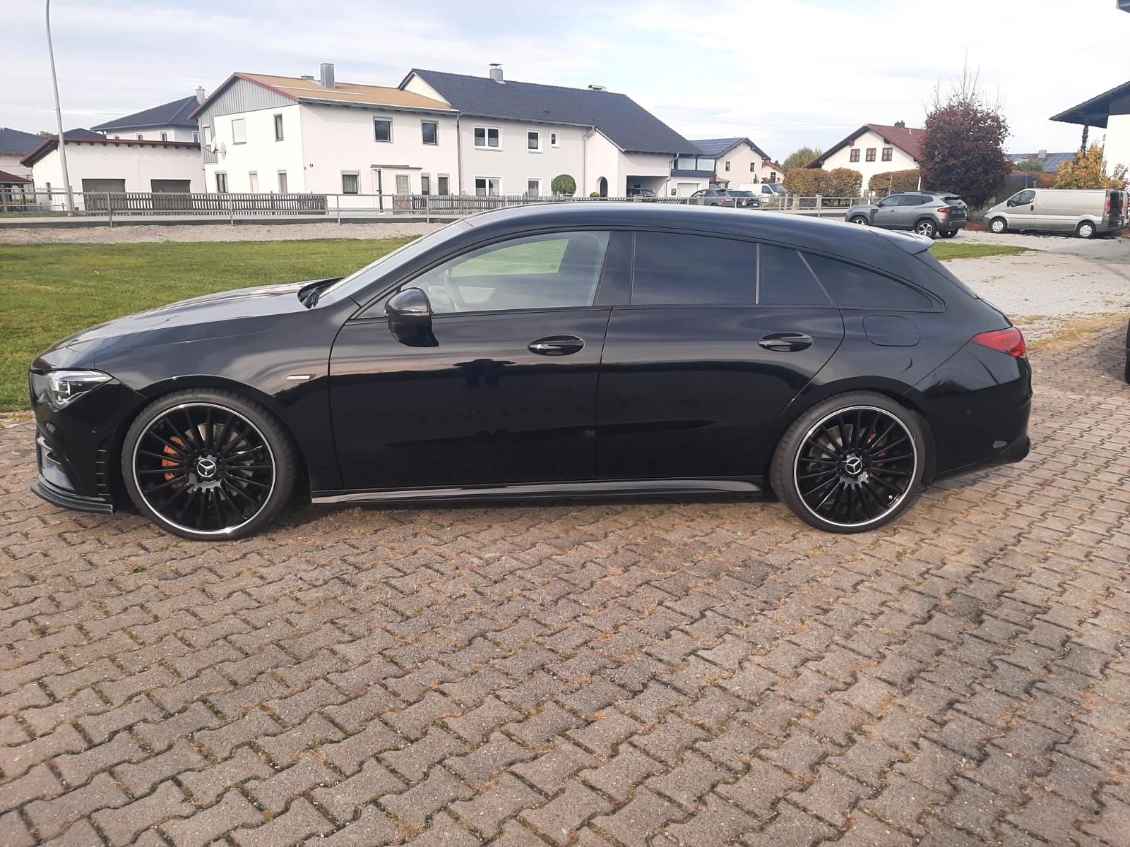 Mercedes-Benz CLA 250 Shooting Brake 250 e Edition