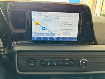 Ford Tourneo Courier Active Automatik