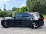 BMW X7 xDrive40d M Sport 6-Sitzer | Pano | Laser | H - BMW X7 von privat