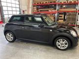 MINI One (R56) midnight-black-metallic (72 KW) - MINI MINI Gebrauchtwagen in Kassel