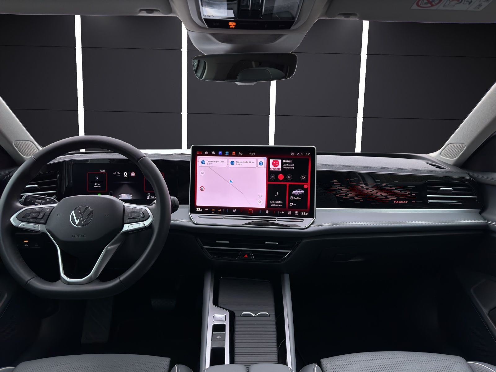 Fahrzeugabbildung Volkswagen Passat TDI Elegance DSG Matrix Standhzg AHK Navi