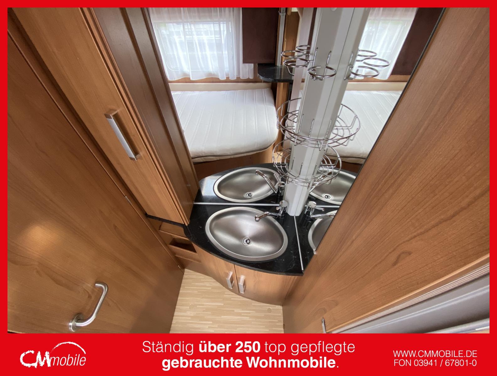 LMC Musica 470 D - Rundsitzgruppe - Festbett längs