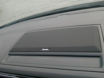 Volkswagen Multivan Generation Six AHK-LEDER-BI-Xenon