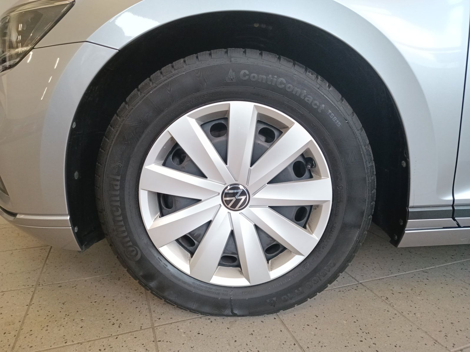 Volkswagen Passat Variant - Bild 8
