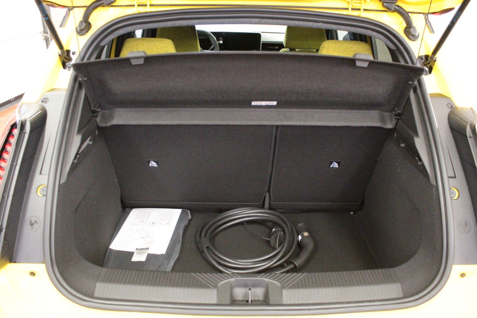 Fahrzeugabbildung Renault R 5 Iconic Five 150 Comfort Range