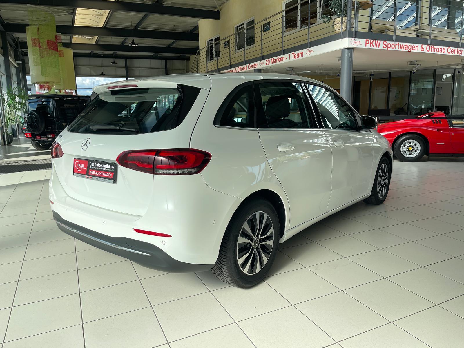 Mercedes-Benz B-Class Style+Leder+Navi+Klimaa+Kamera+Alu+LED+uvm, миниатюра 5