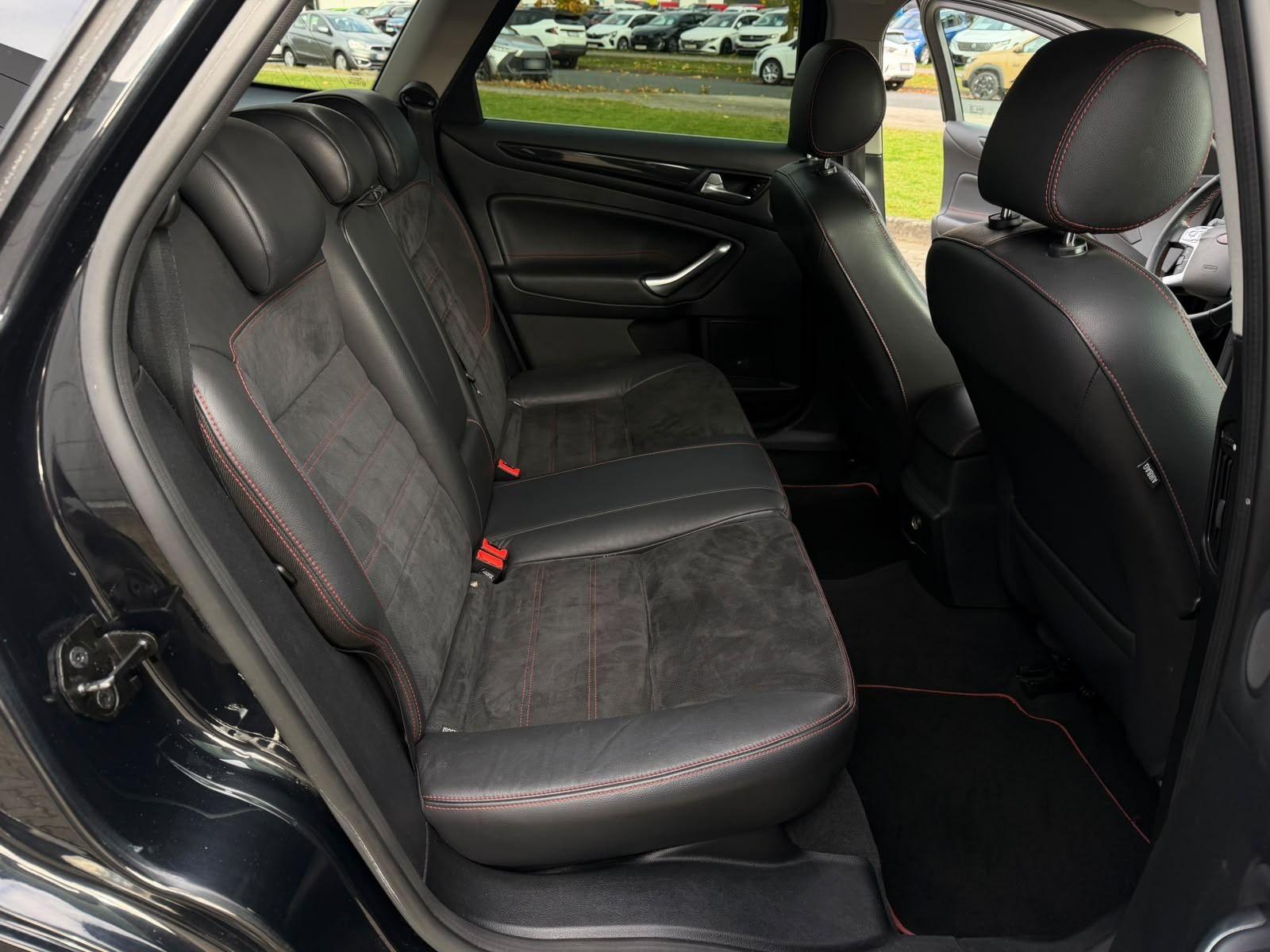 Ford Mondeo 2012 — photo 9