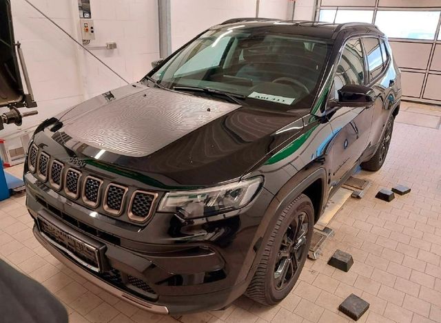 Jeep Compass Upland 180PS PHEV 4WD Automatik - ACC