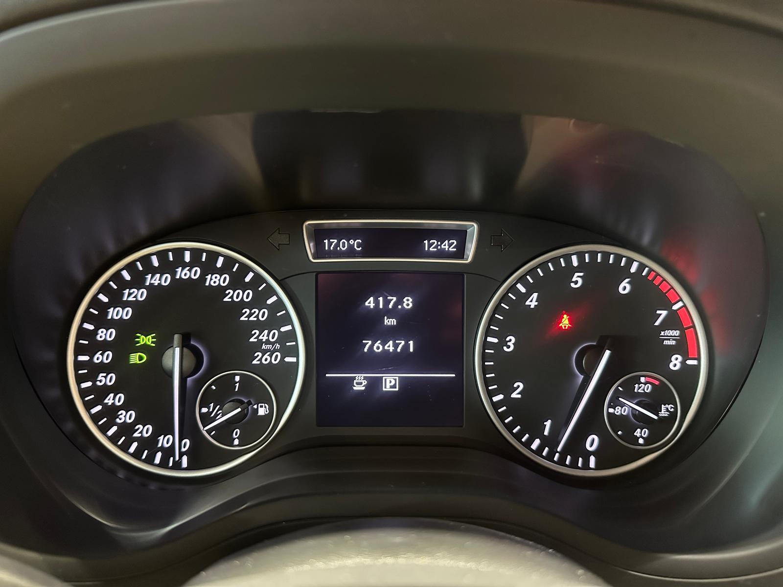 Mercedes-Benz B 180 AMG SPORTPAKET NIGHTPAKET SHZ 18"LM 1.HAND