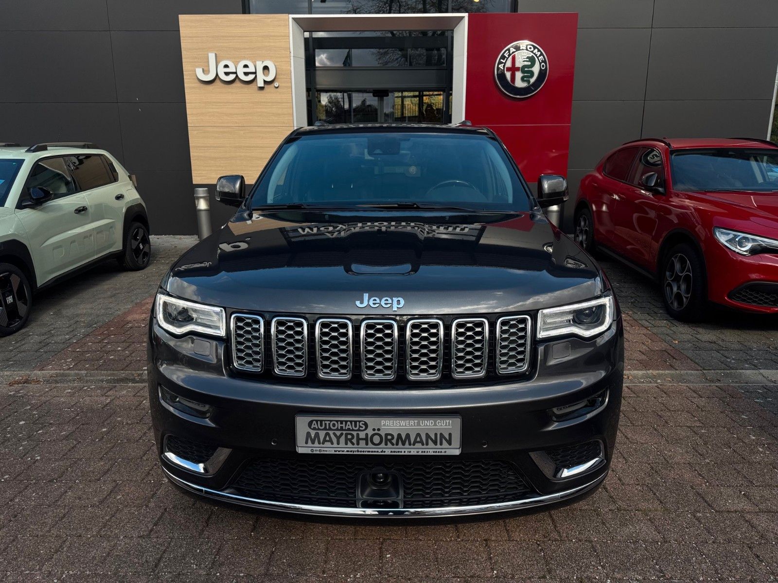 Fahrzeugabbildung Jeep Grand Cherokee 3.0 CRD Summit AHK Memory