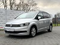 Volkswagen Touran 7 Sitze / Automatik / AHK / 1. Hd / Navi