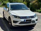 Volkswagen Touareg 3.0 V6 TDI *Executive* *Pano**Luftfd* - Volkswagen Touareg: Executive