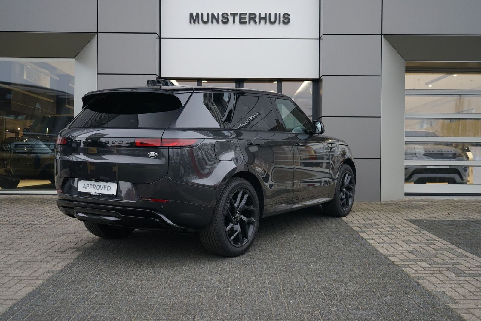 Land Rover Range Rover Sport 3.0 D300 Dynamic SE | Elektris imagem 2