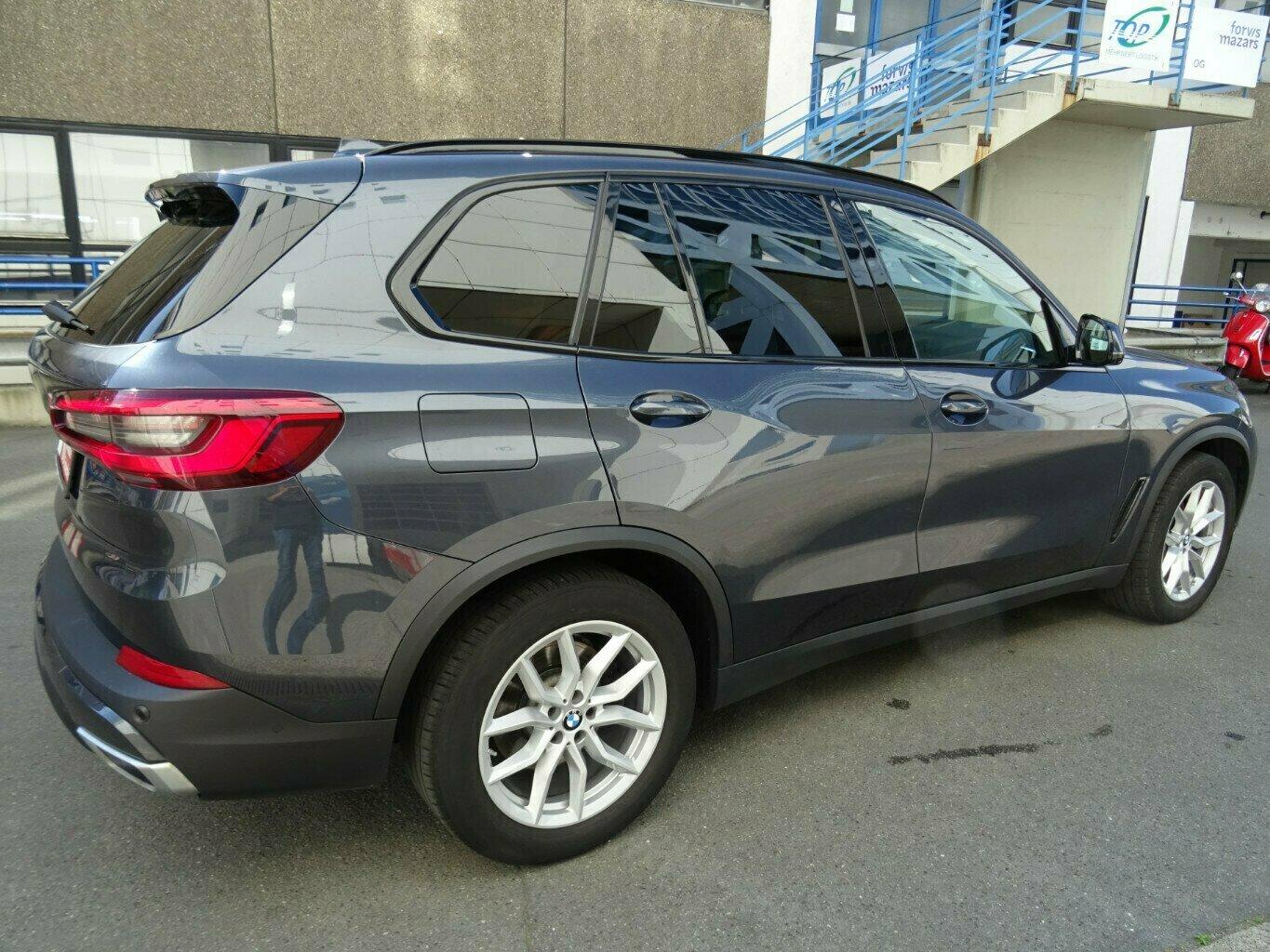 BMW X5 40i xDrive SAG.,360°,Leder,ACC,AHK,Head-up