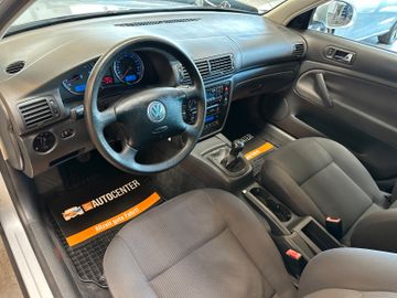 Volkswagen Passat*SZHZ*KLIMAAUTOMATIK*TÜV 092028*