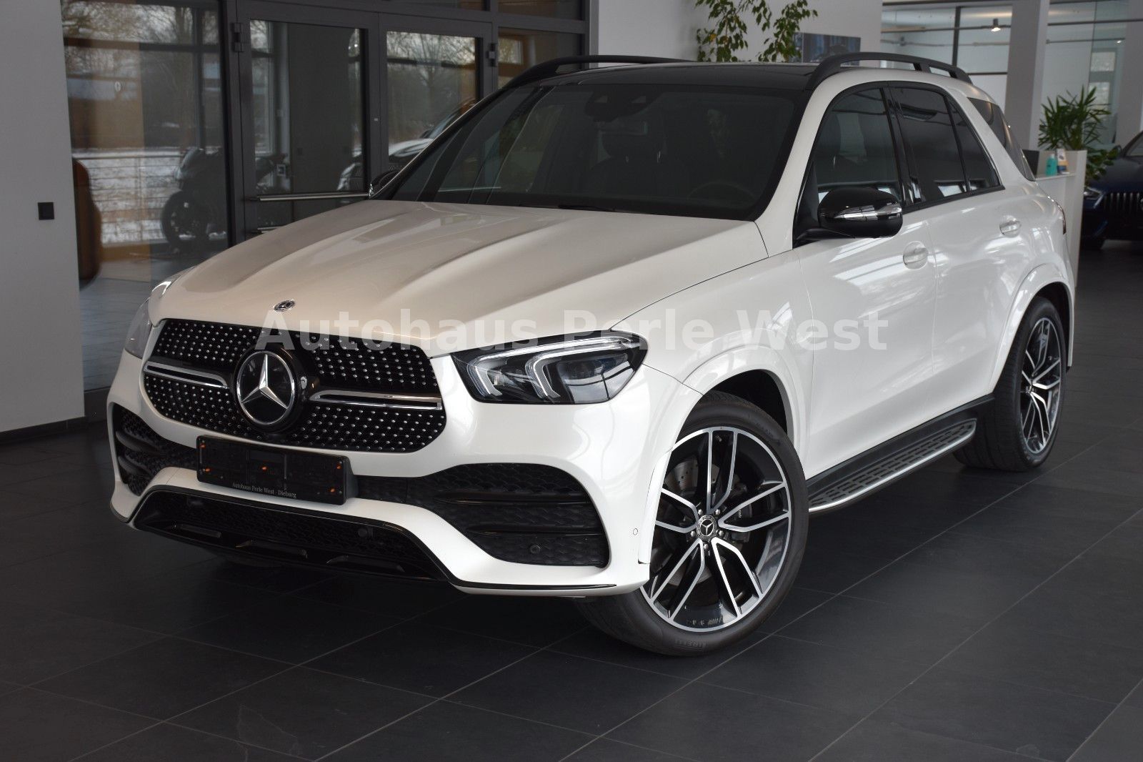 MERCEDES-BENZ GLE 400 d 4Matic 9G AMG LINE 7-SITZER"PANO"AHK"