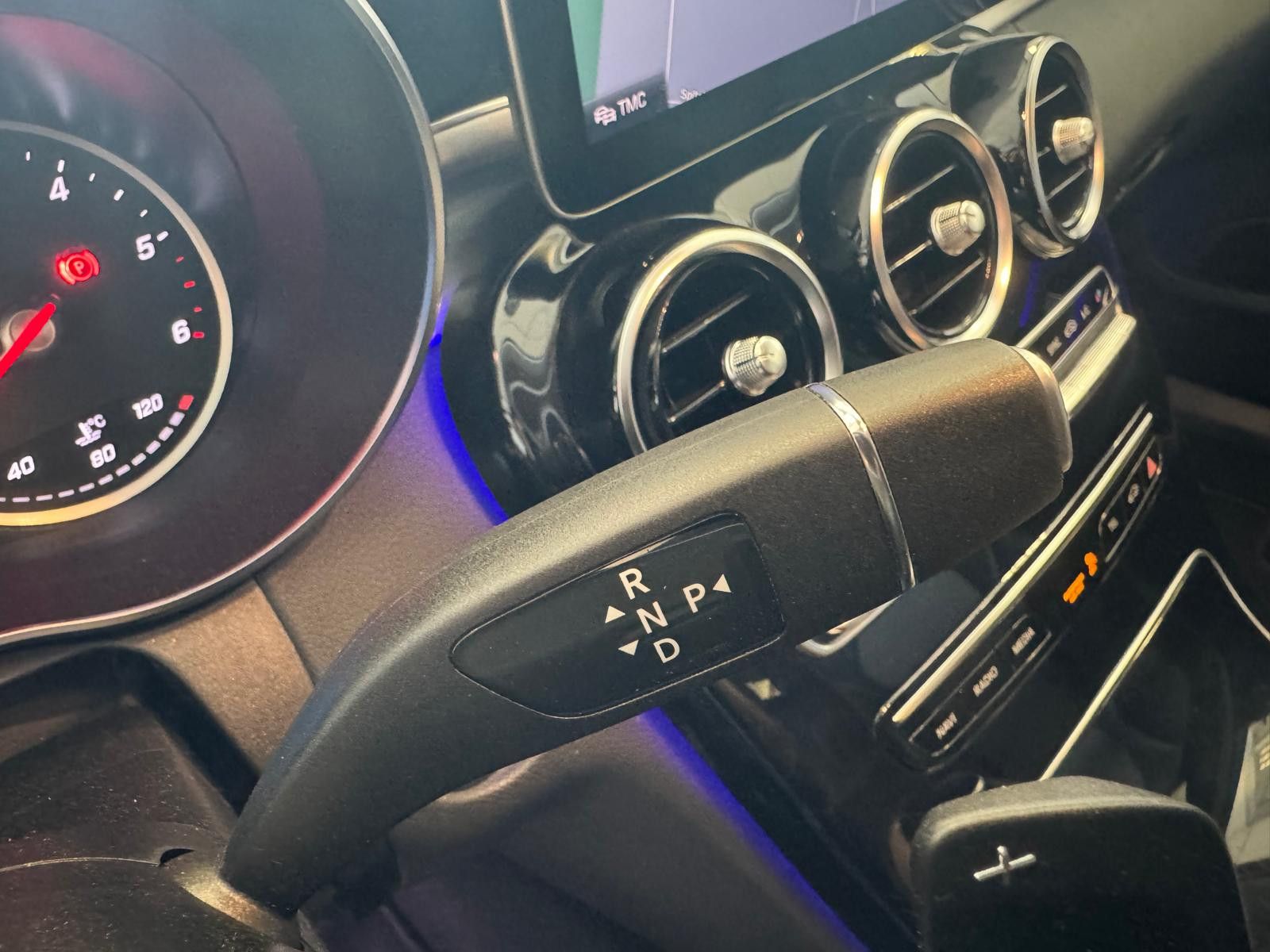 Fahrzeugabbildung Mercedes-Benz C 200 T-Modell AVANTGARDE/AHK/NAVI/KLIMA