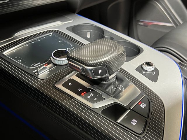 Audi Q7 3.0 TDI Quattro Ultra,Pano,7-Sitzer