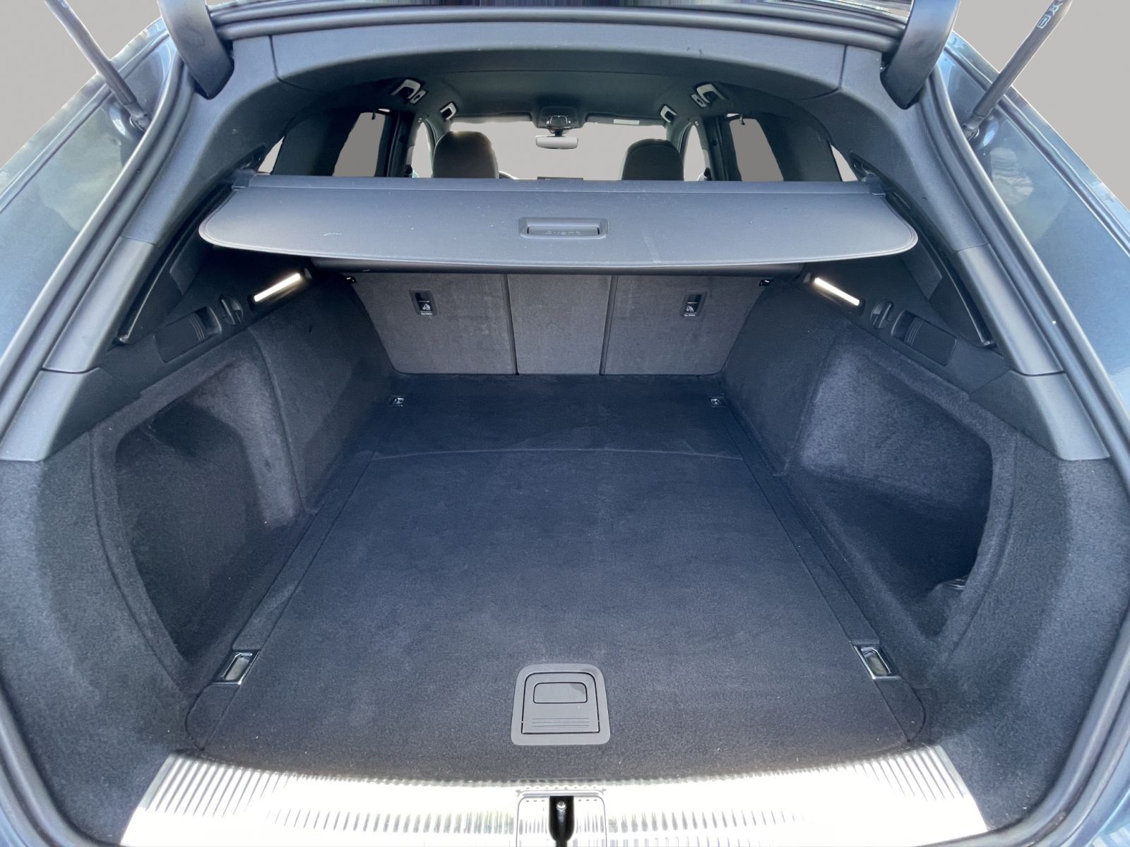 Audi A4 - Bild 21