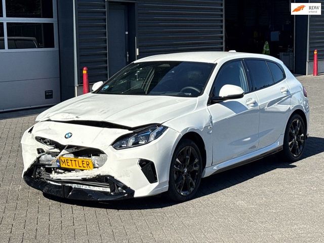BMW 120 1-serie 120d M Sport Design Edition, harman